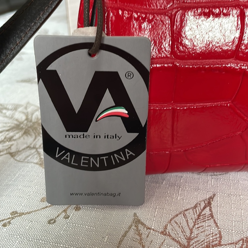 Valentina Red Cylinder Handmade Italian Handbag - Picture 8 of 9